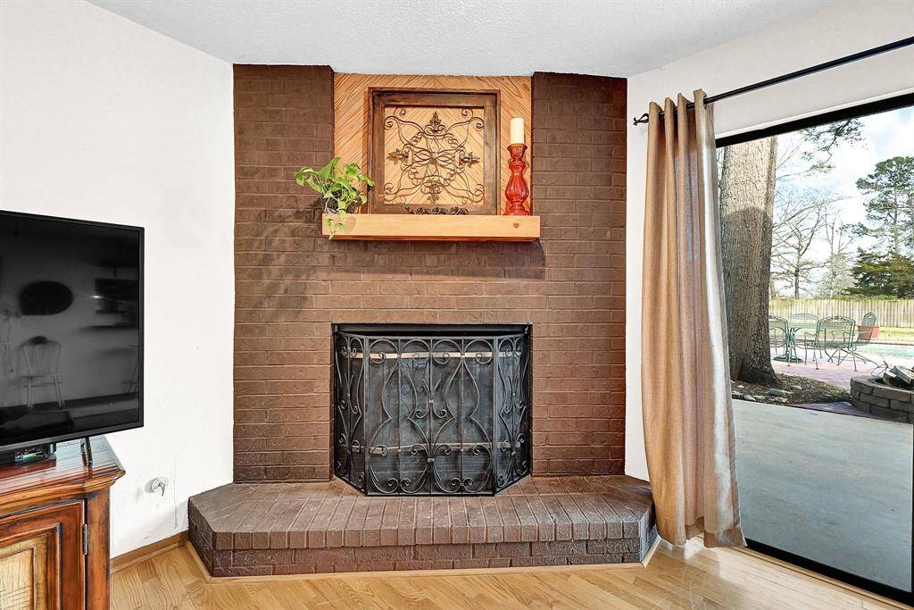 Propane Fireplace in Family Room