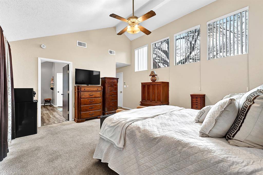 Vaulted ceilings and Large Windows