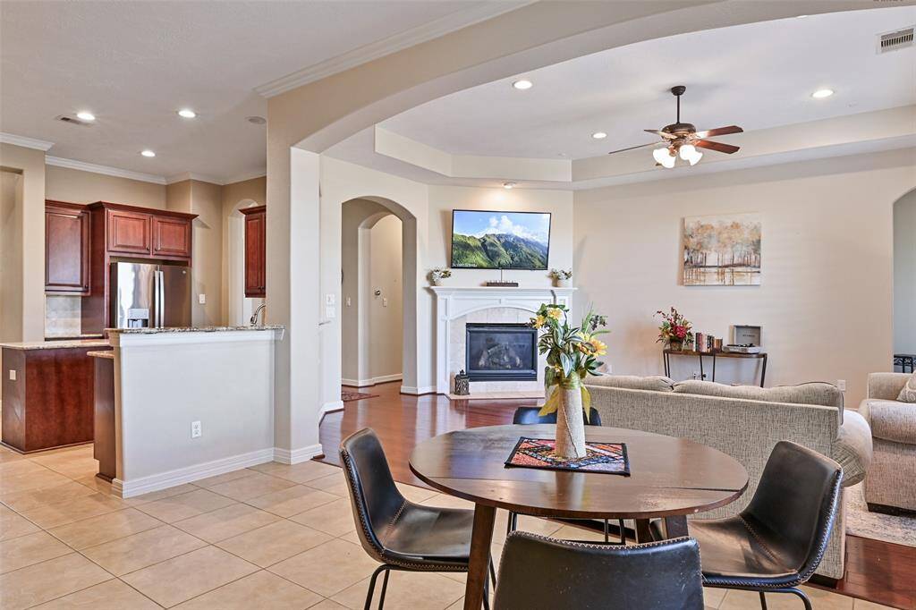 Another view of the Breakfast Area showing the kitchen
