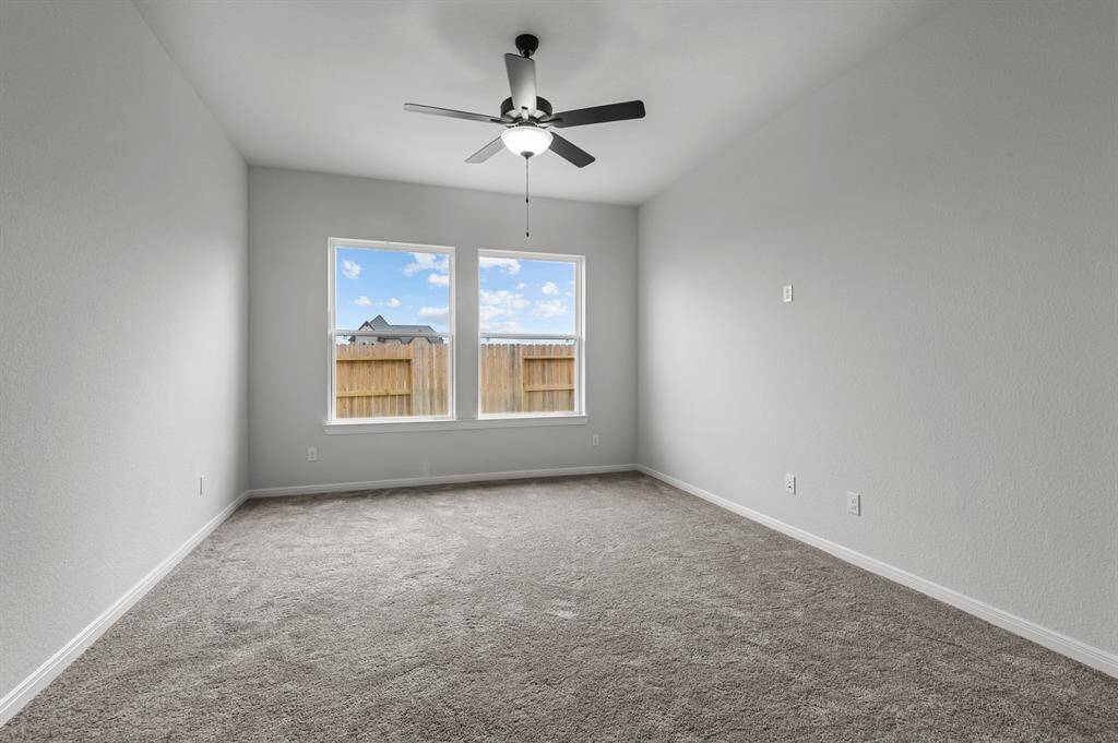 Photo does not represent actual home options and selection. Ask Sales consultant for specific selections.