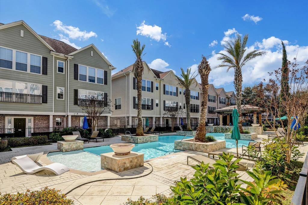 Just a few steps away is this Gorgeous Pool, and Cabana area. After work, enjoy this Escape to Paradise!!