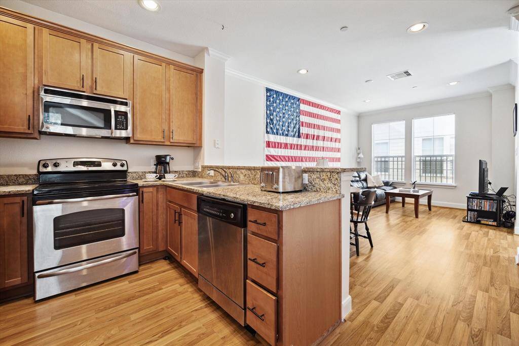 Spacious Kitchen complete with Microwave.