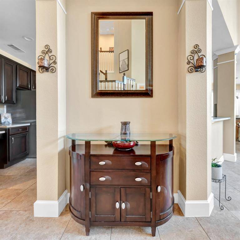 Entry way