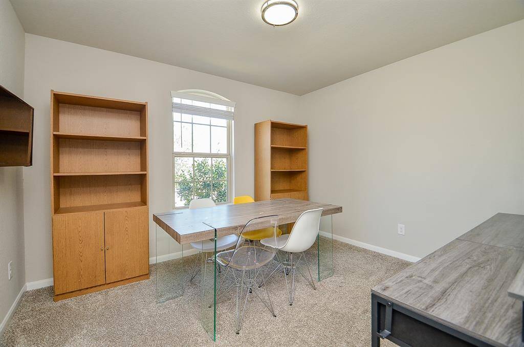 Comfortable and well-sized secondary bedrooms, perfect for family, guests, or a home office.