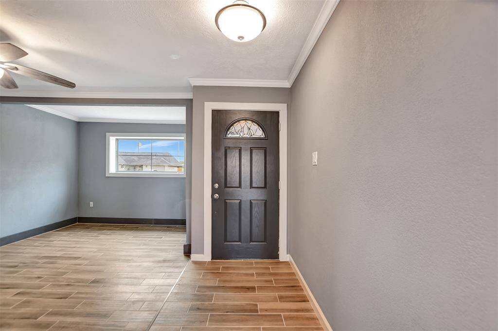 Entry way