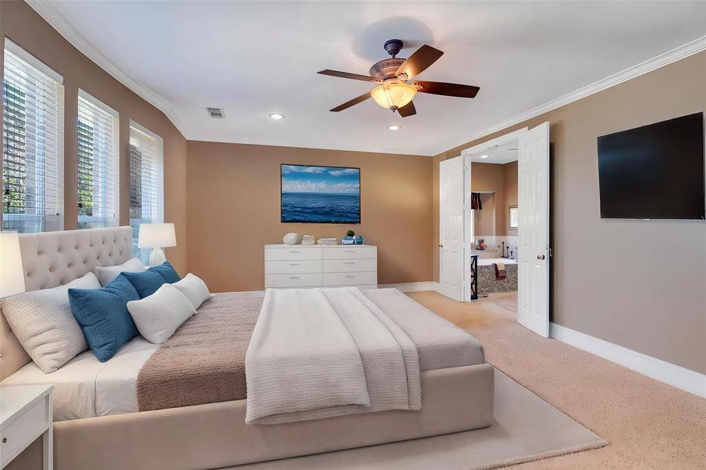 Virtual staging AI. Primary Bedroom