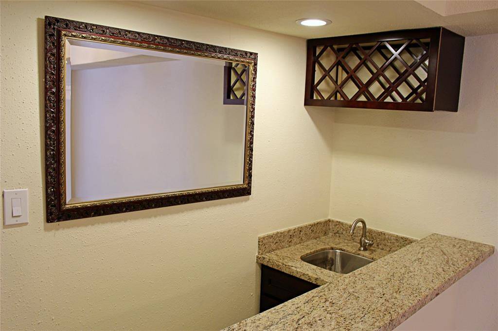 Wet Bar!