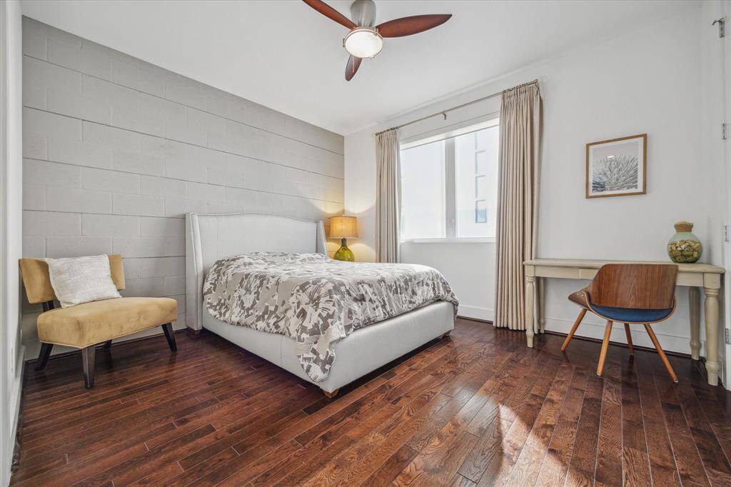 Third floor guest bedroom.