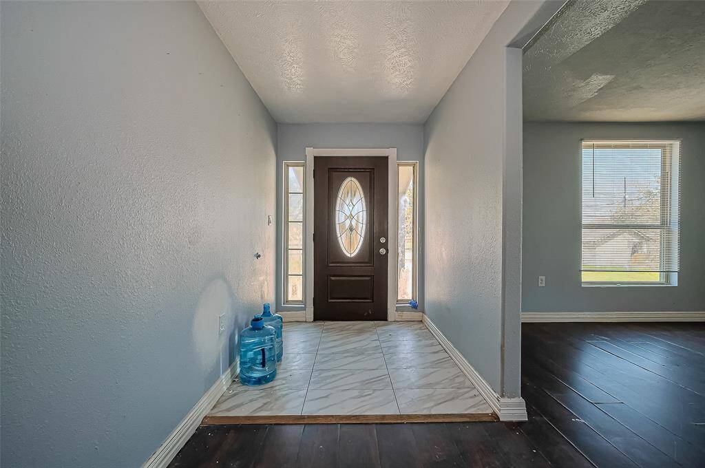 Entry way