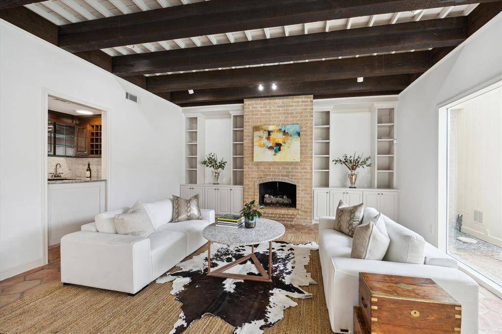 Tranquil living space with a  gas fireplace, perfect for relaxing evenings.