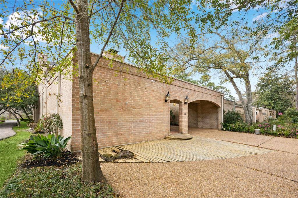 Enjoy tranquil views with a lush greenbelt right on the south side of your home.