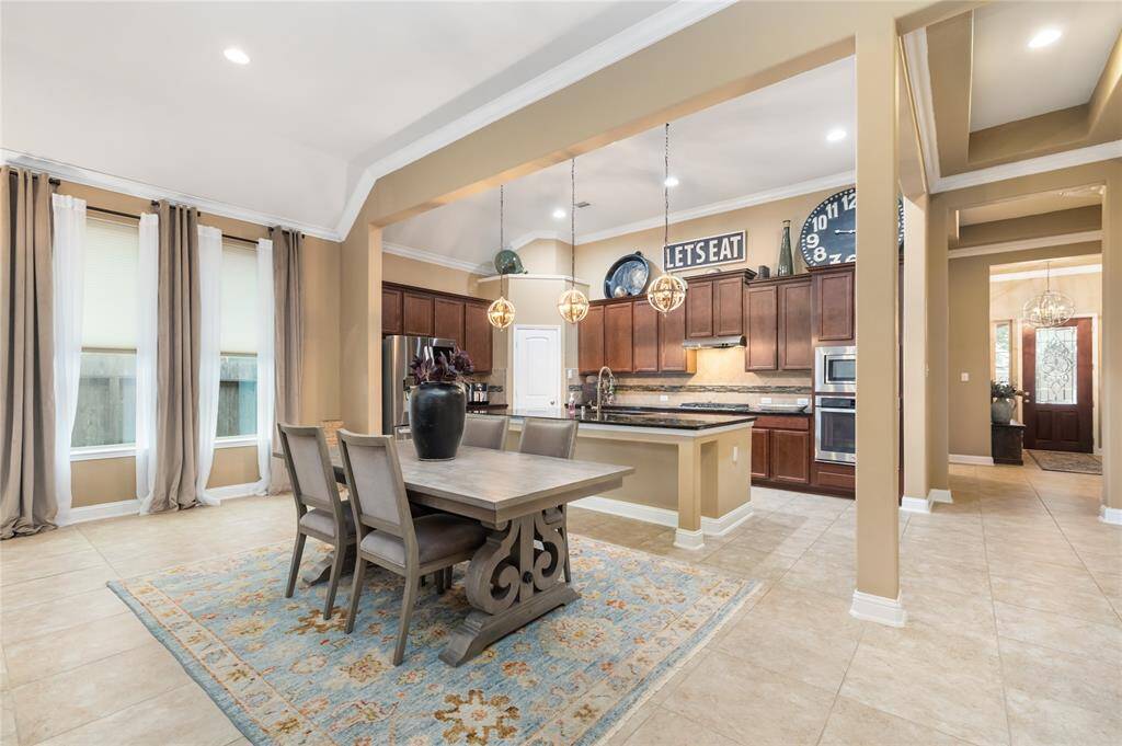 The Formal Dining Room is ideal for dinner parties or family meals, while setting up a few stools at the breakfast bar is great for casual dining