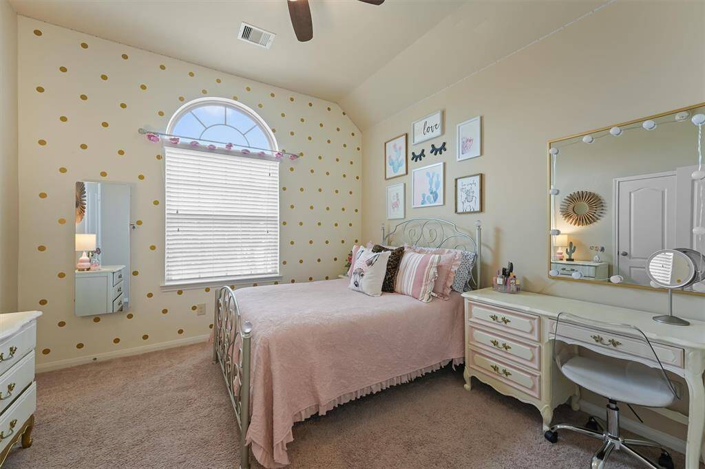 Thoughtfully laid out with ample closet storage and room for personalization, these bedrooms provide a welcoming atmosphere for visitors or a cozy haven for your family’s needs.