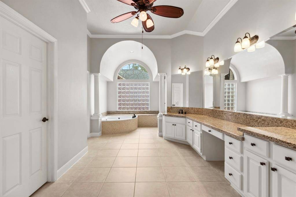 A spa bath with a grand design that offers updated features & so much space.