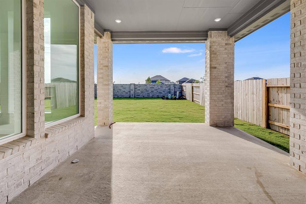 9123 Heckenberg Arbor Lane ~ Ready Now