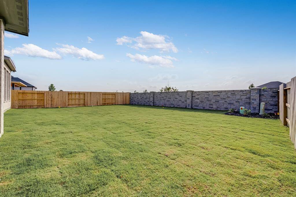 9123 Heckenberg Arbor Lane ~ Ready Now