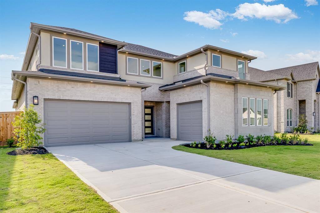 9123 Heckenberg Arbor Lane ~ Ready Now