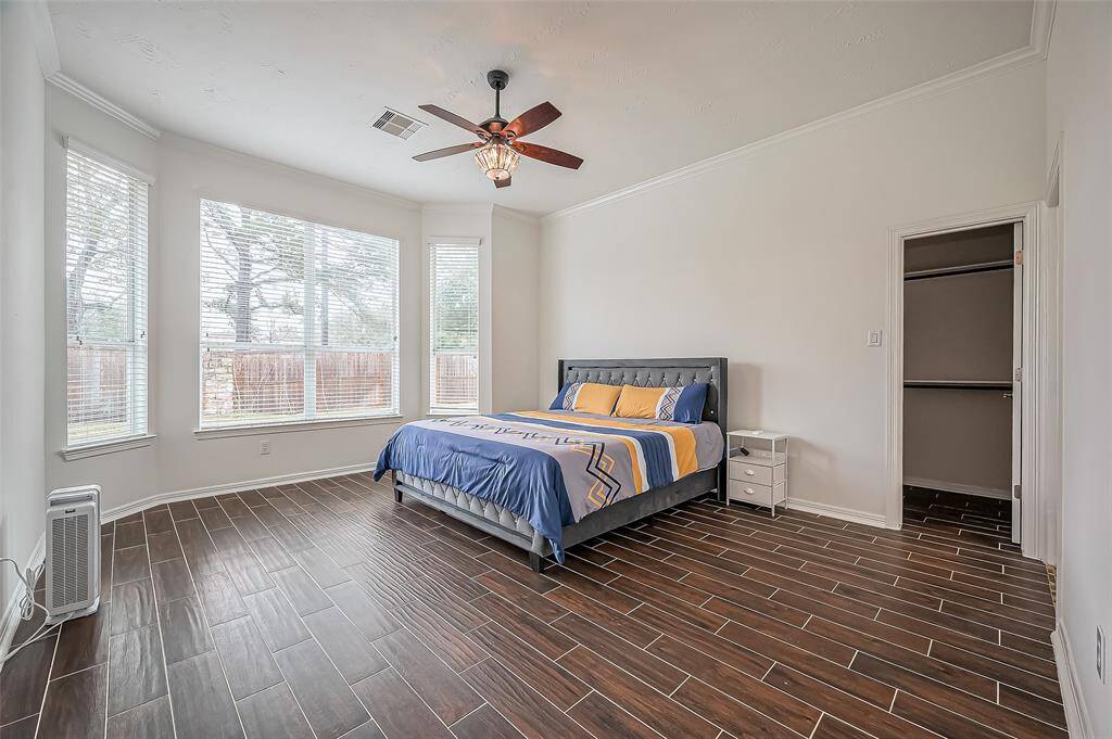 Primary suite