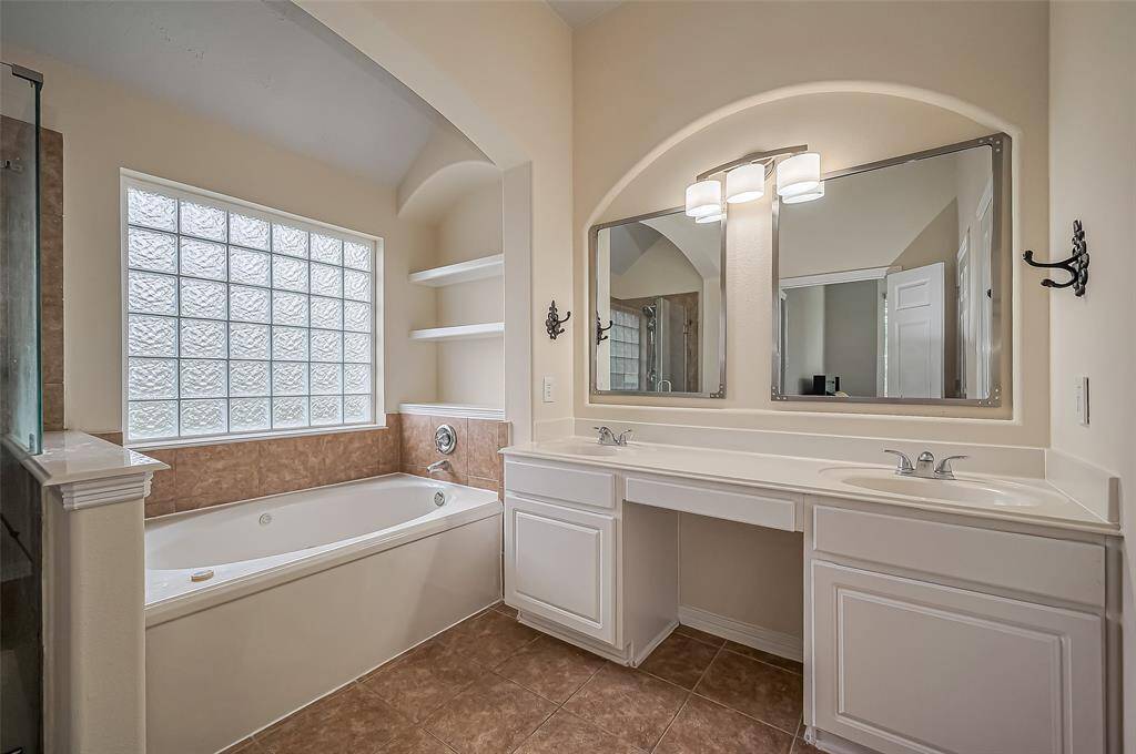 Primary bath