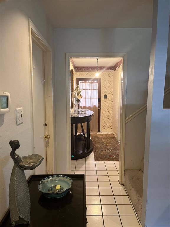 Entry way