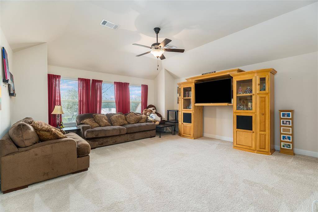 Gameroom upstairs