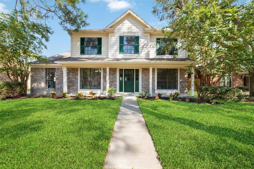 Beautiful two-story home located in the heart of Fairfield, close to commuter highways.