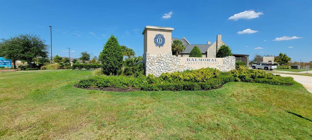 Balmoral's Amenity Village offers something for everyone!