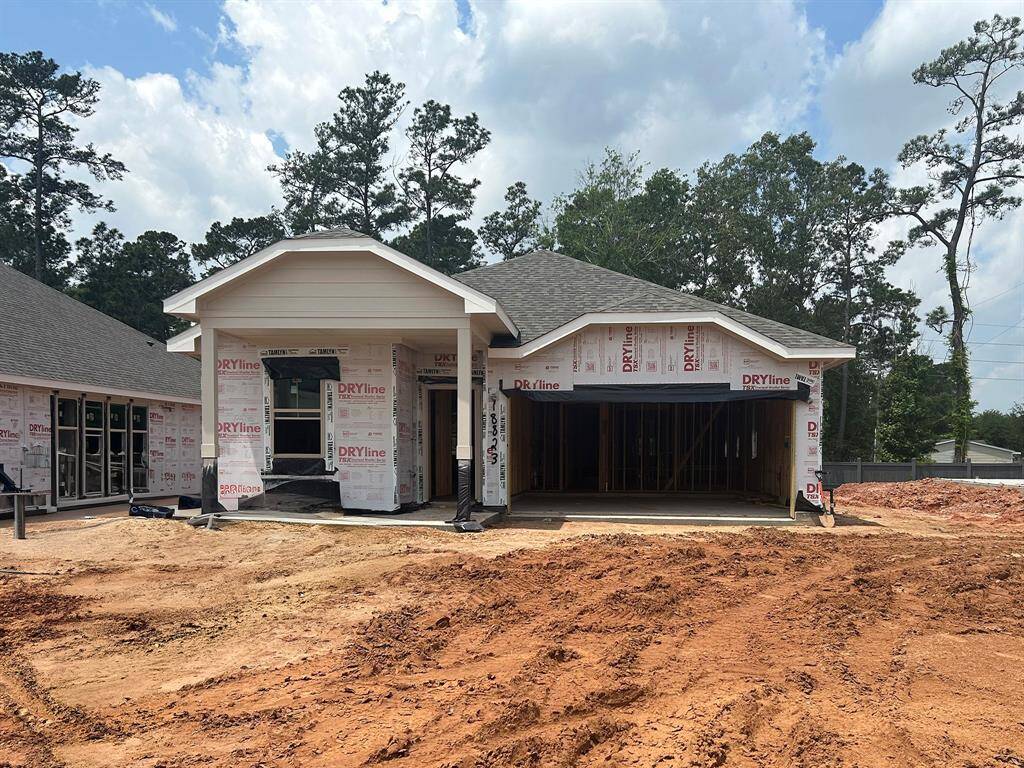 One-story home with 3 bedrooms, 2 baths and 2 car garage