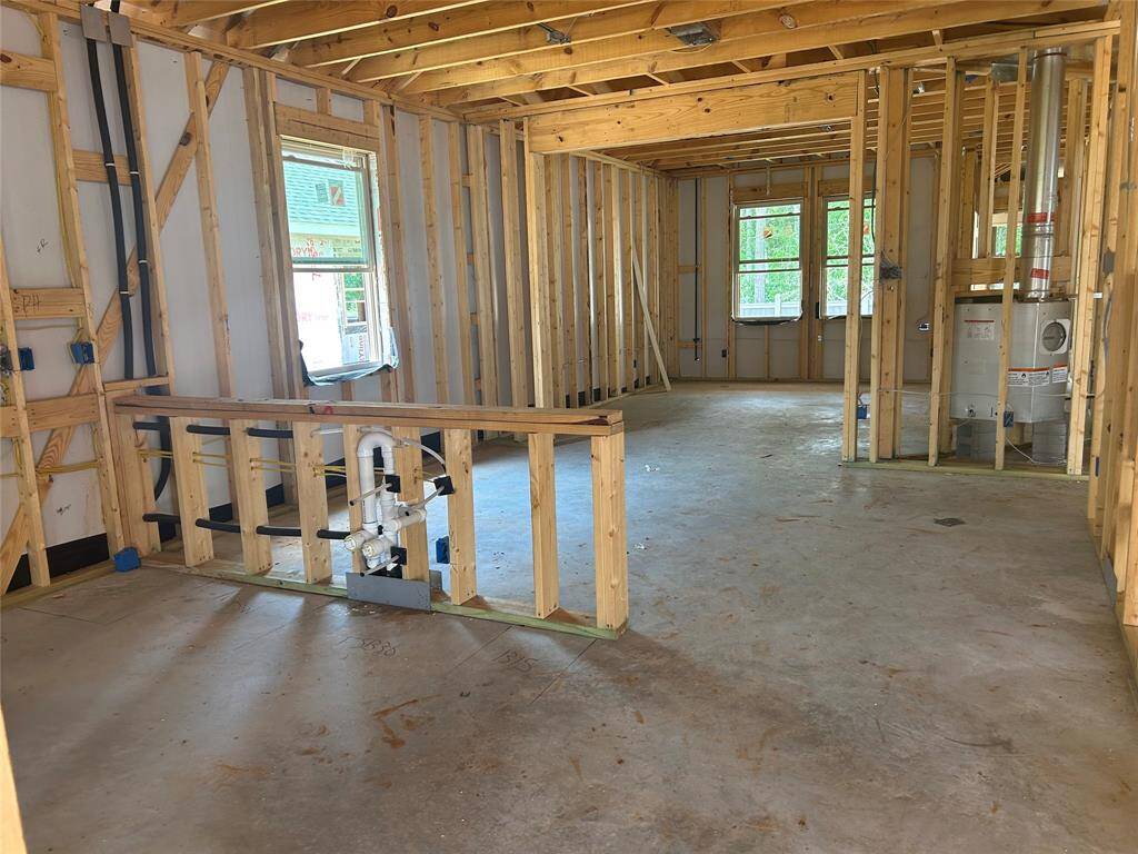 Lovely kitchen overlooking dining area - still under construction!