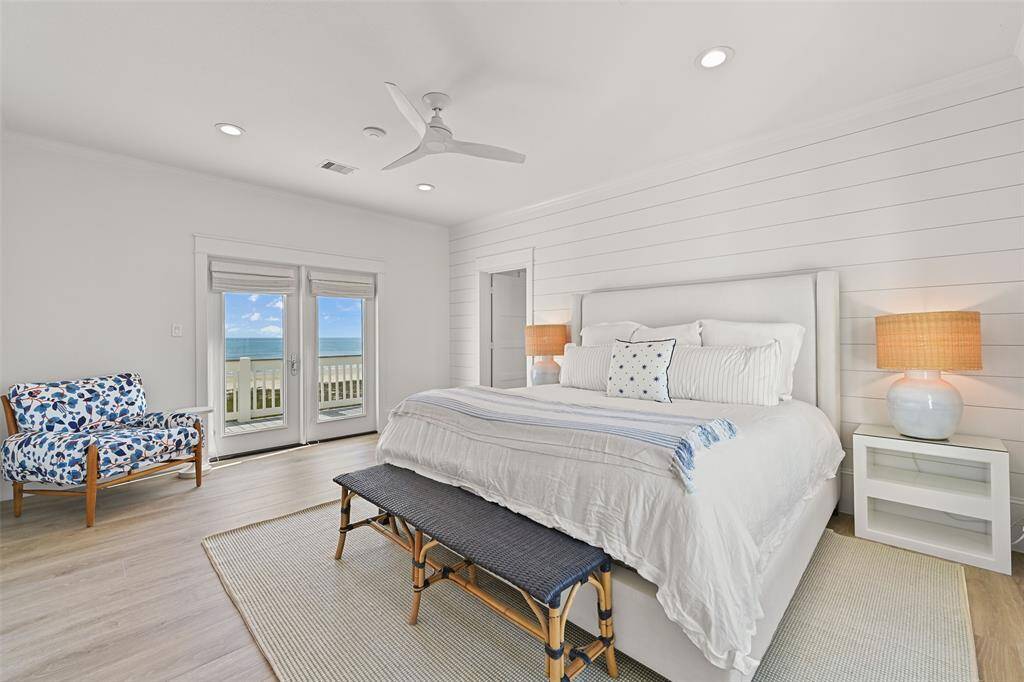 Primary Bedroom - Top Floor