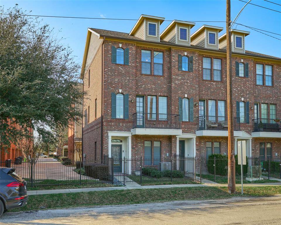 Welcome to 2110 Shearn Street