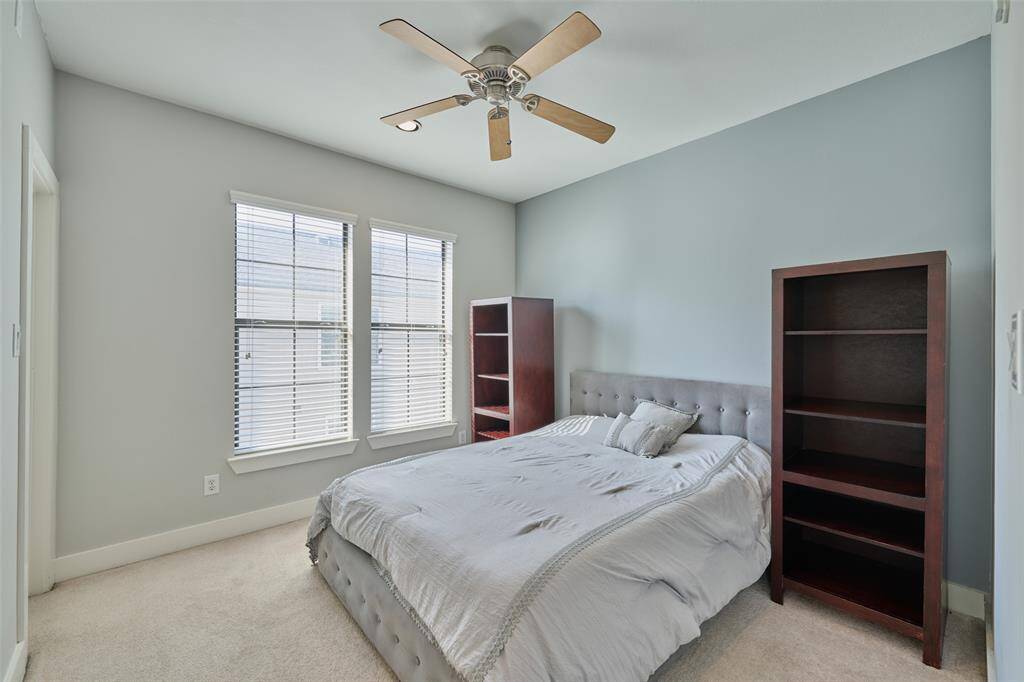 Guest bedroom