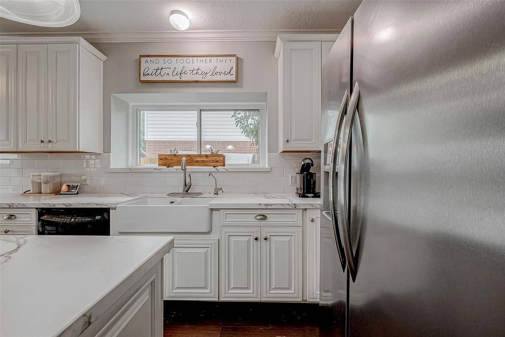 Look out your window and daydream while you do your dishes in the bib sink.