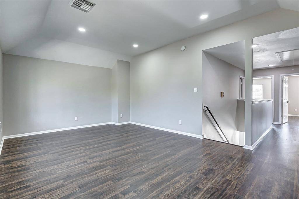 upstairs game room/office area