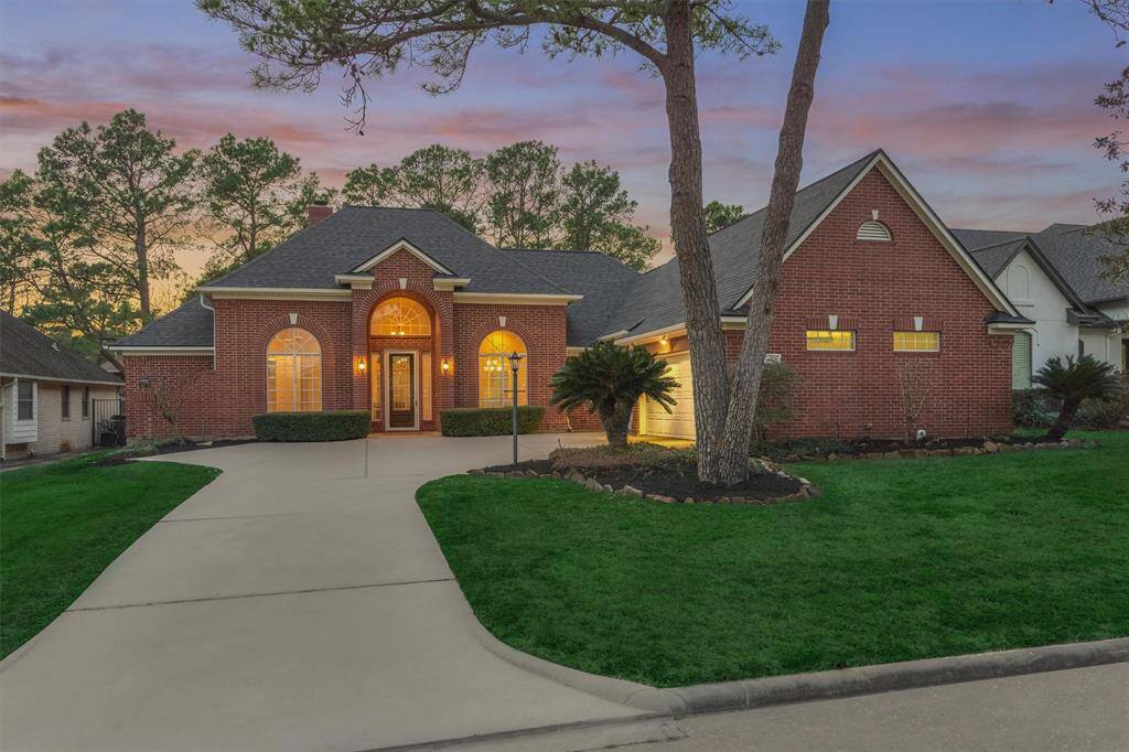 Welcome to 232 Sunnyvale E., an exceptionally built home with solid brick elevation and attractive curb appeal.