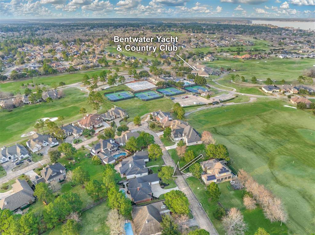 This lovely home sits in a prime location without any houses behind it. The country club is a short golf cart ride away!