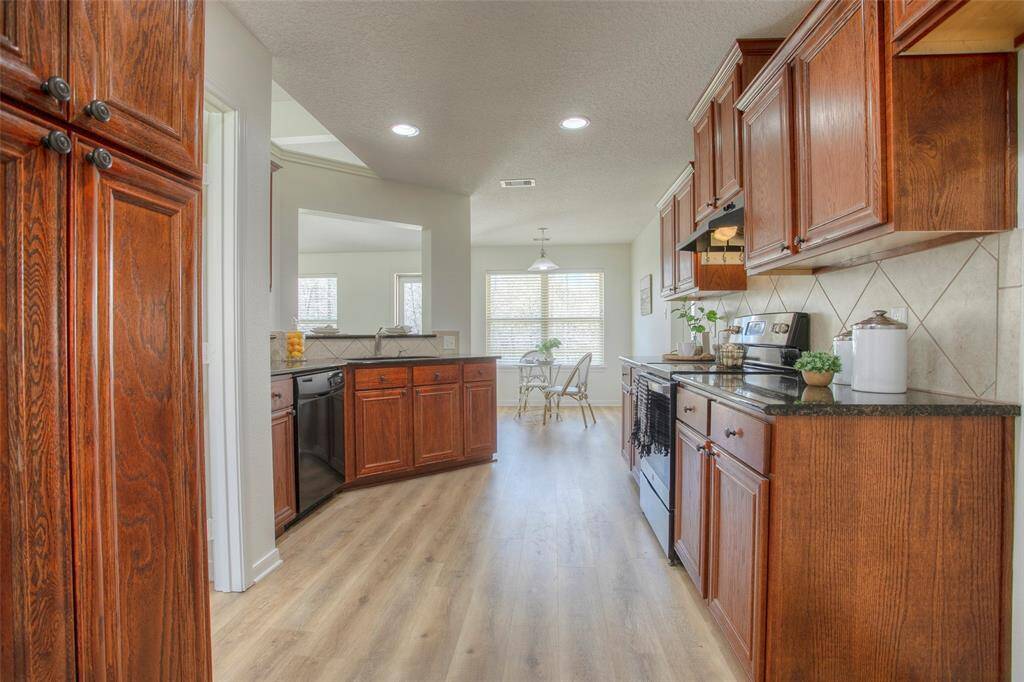 Beautiful cabinets including the pantry cabinets