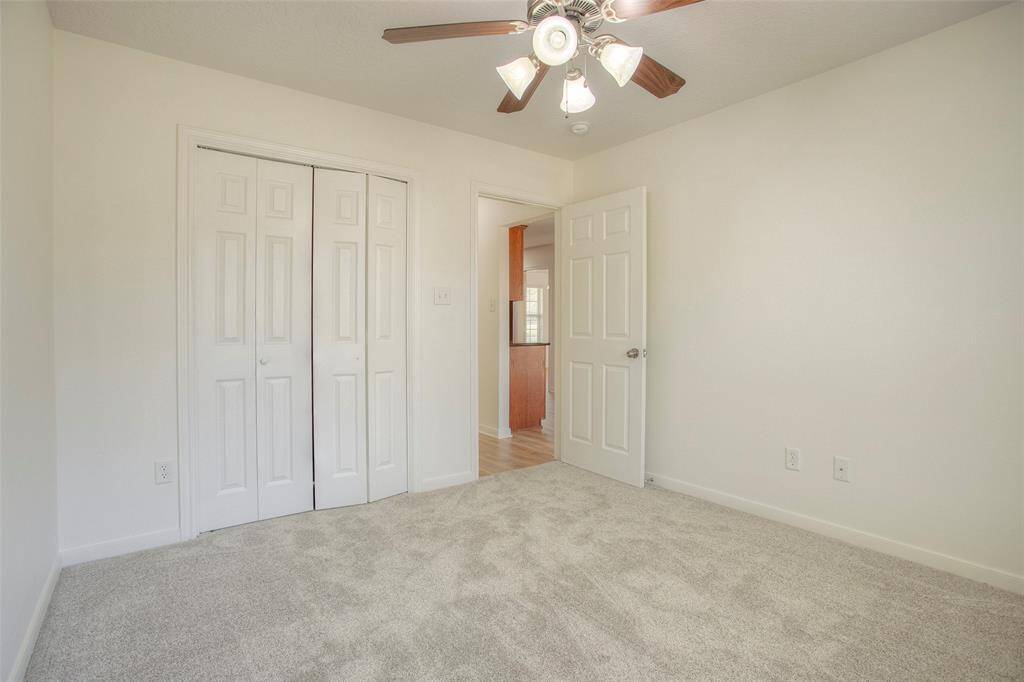 Secondary bedroom