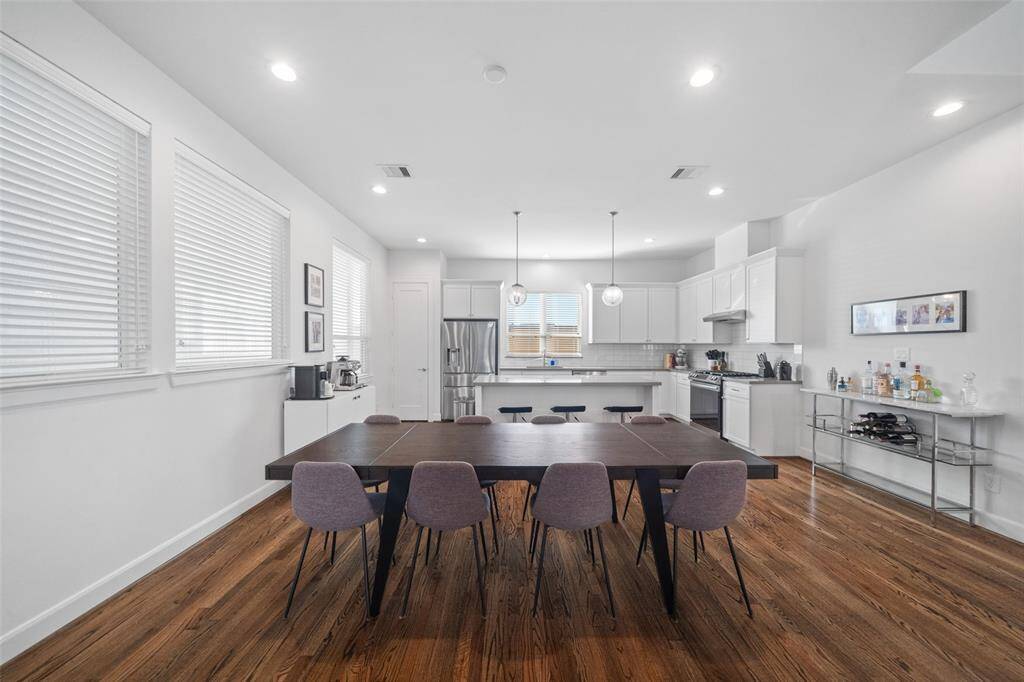 Alternate view of Dining area, showcasing size.