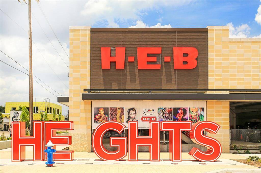 The Heights H-E-B