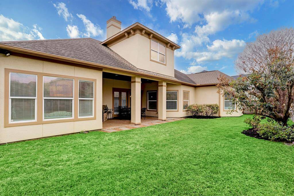 Never worry about Texas storms again with the added peace of mind provided by a whole-home generator, ensuring your comfort no matter the weather. The expansive yard offers plenty of space for the kids to play and for adults to unwind, creating the perfect environment for family activities or peaceful relaxation.