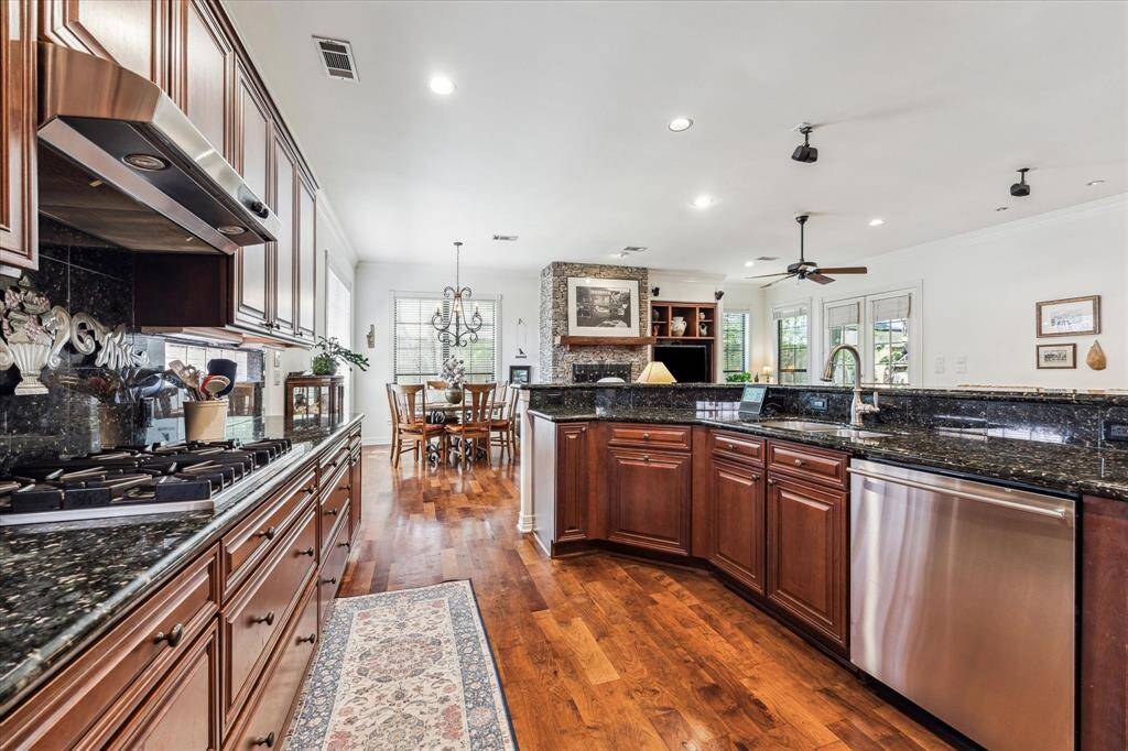 It is said that "the kitchen is the heart of the home" and this one really is...