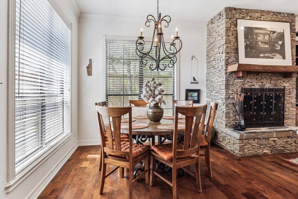 The breakfast area is light and bright.