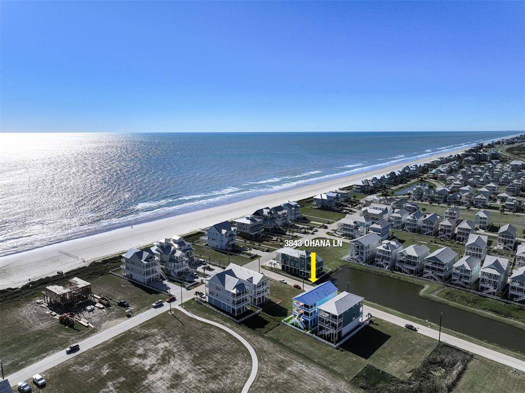 Situated just two rows from the beach, this home offers stunning Gulf and pond views from every side—an idyllic retreat for water enthusiasts!