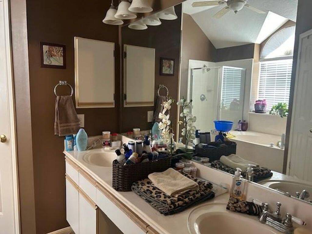 Master Bath2 Double Sinks