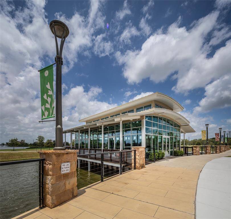community amenities