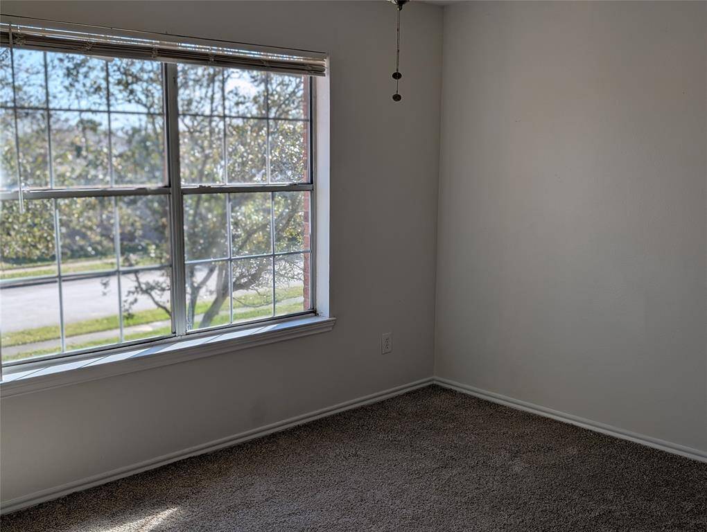 2nd bedroom upstairs