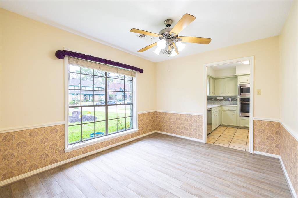 Formal Dining