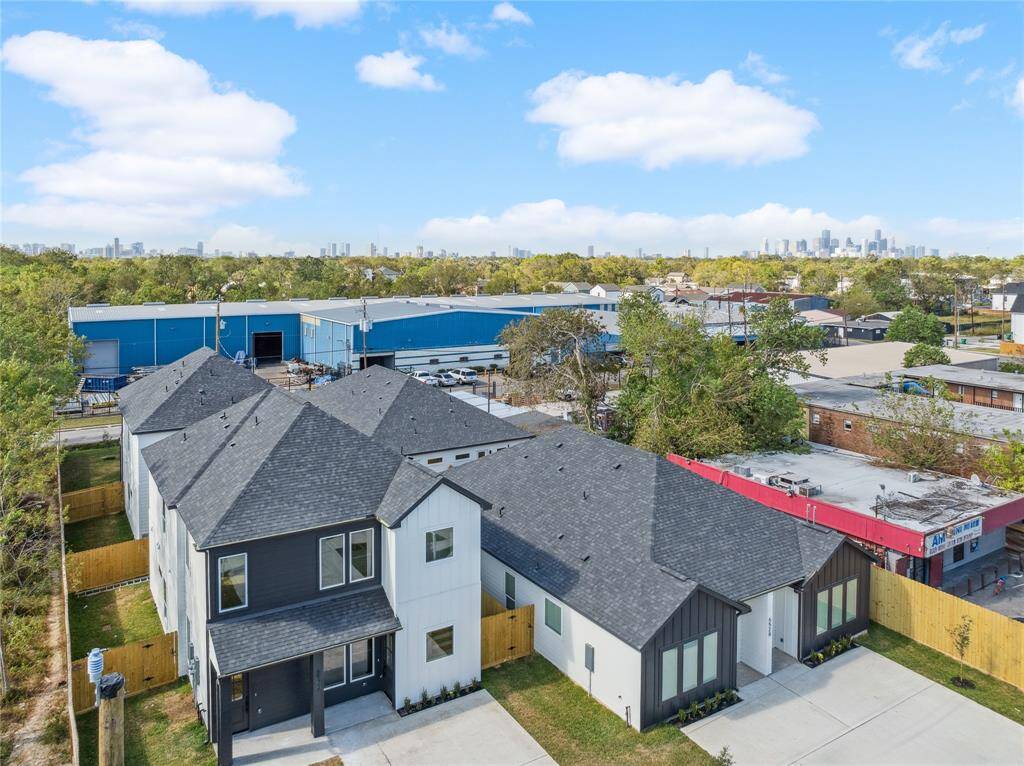 With a sister 1-story duplex next door, this property fosters a strong sense of community, perfect for those seeking a close-knit neighborhood vibe. (Picture of Weston Listing)