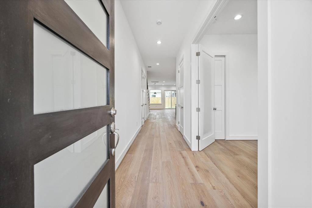 Entry Foyer